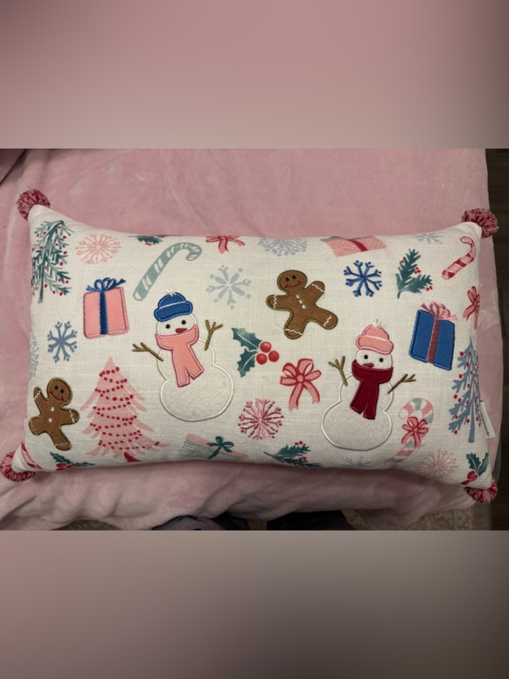 Cupcakes & Cashmere decor pillow
